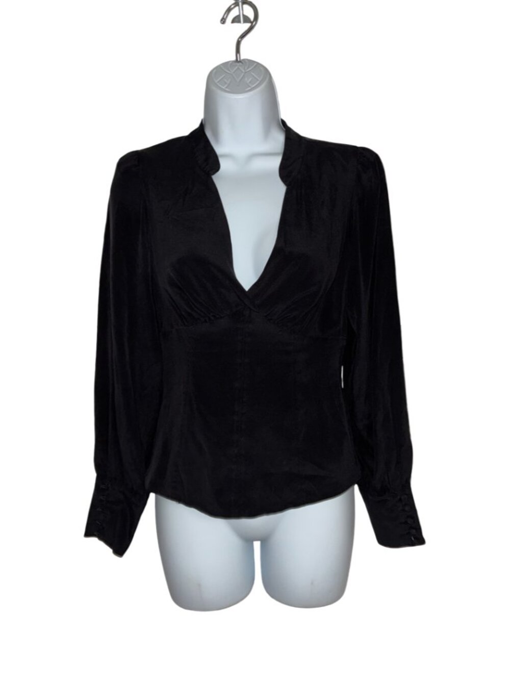 Sz.XS*bebe*Black Silk Long-Sleeved Blouse